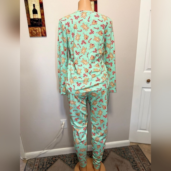 NWTBrand New Disney Parks Mickey Mouse Holiday Treats Sleepwear Set Women Size M - Picture 4 of 8